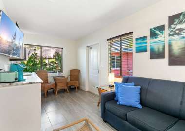 Siesta-Key-Beachside-Villas-One-Bedroom-Suite-1-1